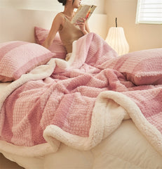 Yickyue Modern Simple Ins Style Striped Lambskin Blanket Double Thickened Antistatic Nap Sofa Cover Blanket Multifunctional Blanket
