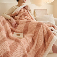 Yickyue Modern Simple Ins Style Striped Lambskin Blanket Double Thickened Antistatic Nap Sofa Cover Blanket Multifunctional Blanket