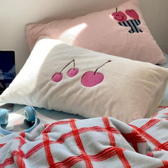 YICKYUE  -  Girly Cherry & Plaid Plush Bedding Set