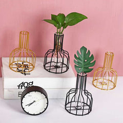 W&G Retro Iron Line Vase Hydroponic Plant Flower Vase Metal Plant Holder Nordic Styles Tabletop Home Decoration Modern