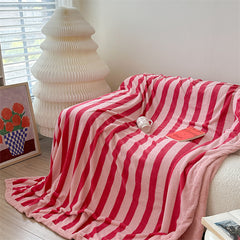 YICKYUE  -  Cartoon Cute Small Strawberry Cotton Fleece Blanket Skin-friendly Soft Sofa Decorative Blanket Warm Office Lunch Break Blanket