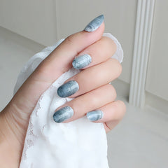 ENDRRFLLA 24pcs Wearing Nail Art Marbling False Nail  White Gray Natural Color Blooming Small Round Head False Nail Patch