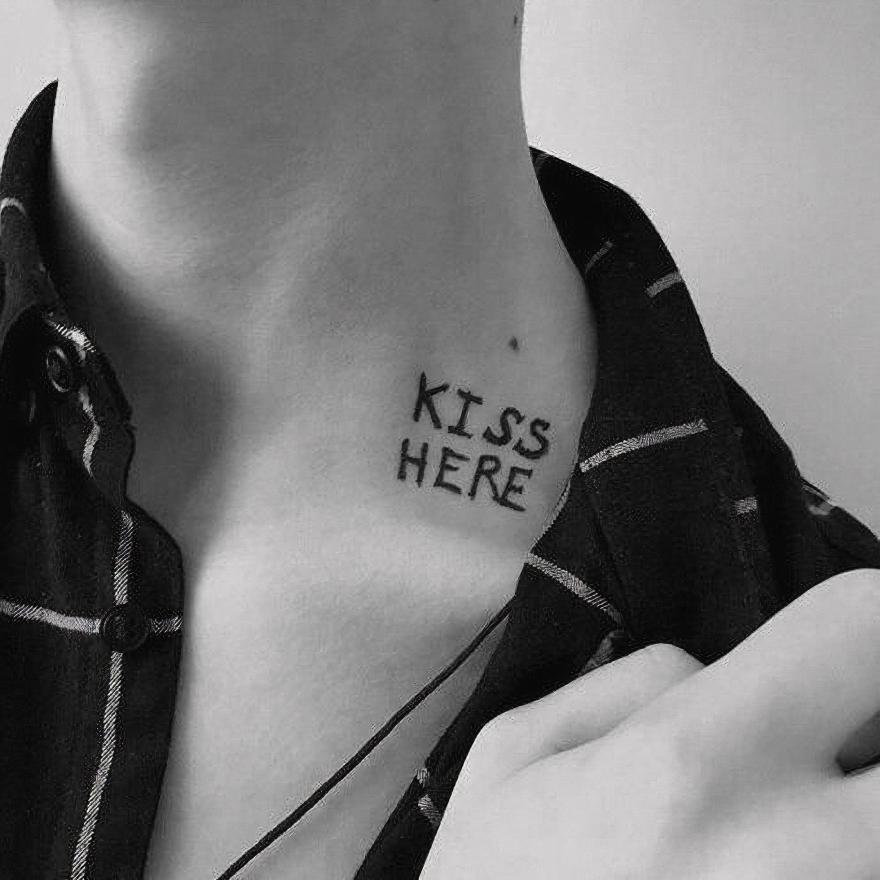 YICKYUE  -  Lasting KISS HERE Letter Fake Tattoo for Woman Man Neck Art Tattoo Sticker Sexy Temporary Tattoos Waterproof Tatuajes Temporales