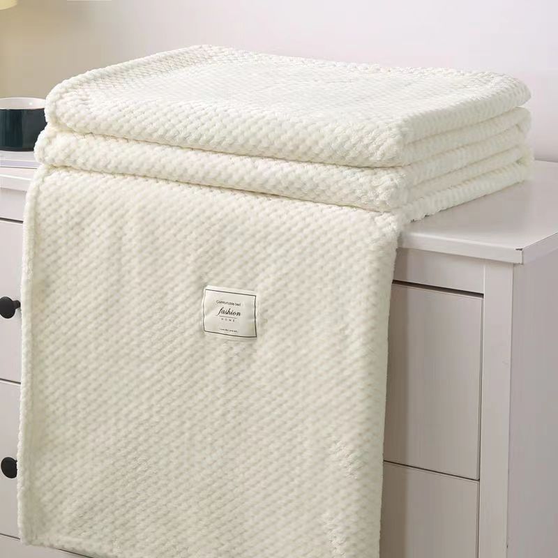 YICKYUE  -  Winter Warm Thin Plush Blanket Classic Green Coral Plush Lunch Blanket Sofa Blanket Weekend Party 150cm Game Blanket