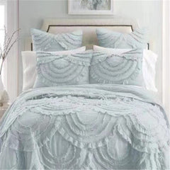 Chic Fan pattern lace decoration bedspread luxury lightweight comformer soft breathable Coverlet sets 3pcs for All Seasons