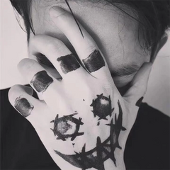 2PC Black Clown Temporary Tattoo Stickers Block Hand Finger Fake Tatoo For Men Funny Face Decals Grimace