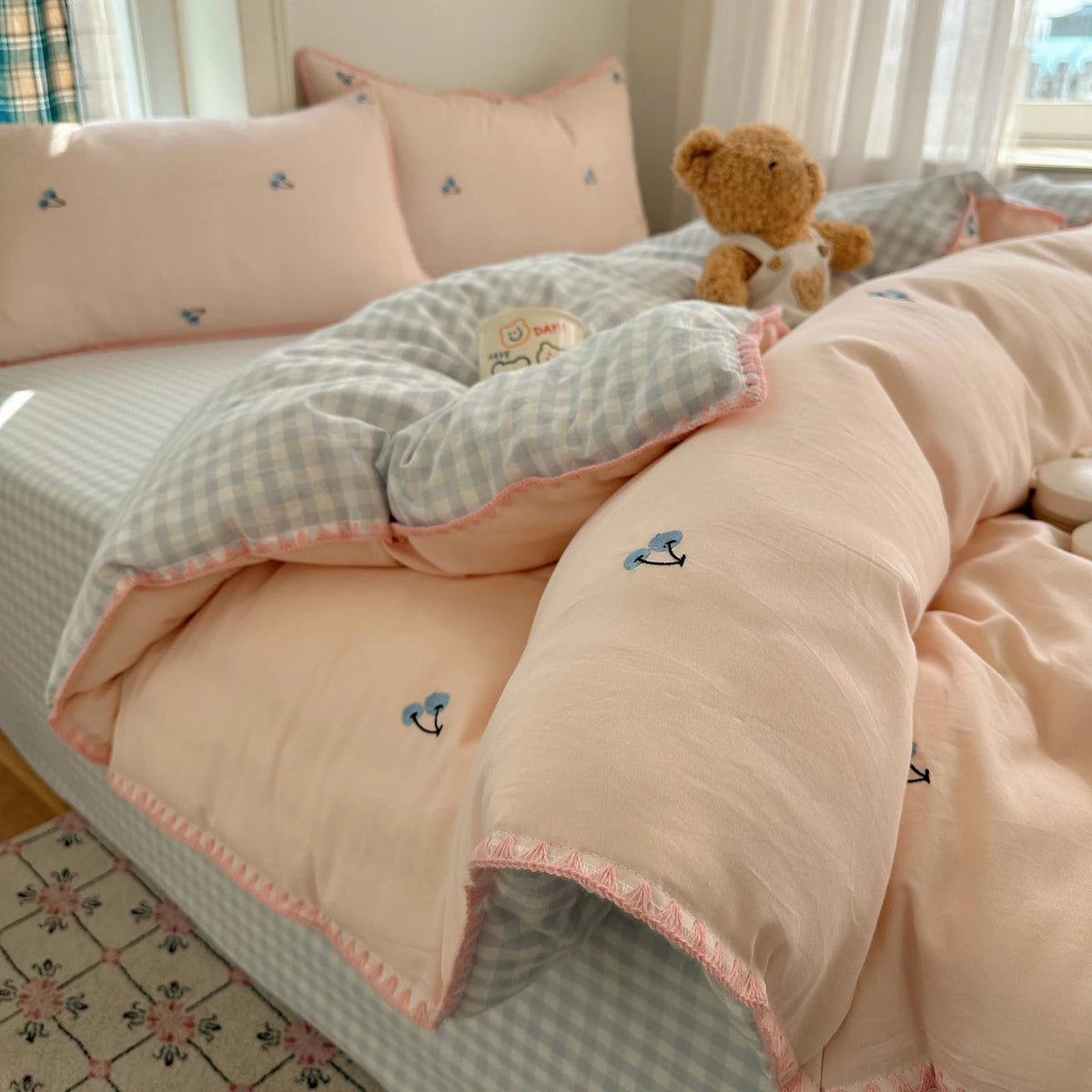 YICKYUE  -  3/4PCS Ins Peach Bedding Set Grey Grid Cherry Embroidery Shell Seam Edge Double-layer Yarn Super Soft Comfortable Bedroom Decor