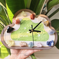 YICKYUE  -  Retro Wavy Table Clocks with Natural Crystal Stone Room Decor Silent Quartz Crystal Table Clocks Bedroom Office Home Decor Gifts