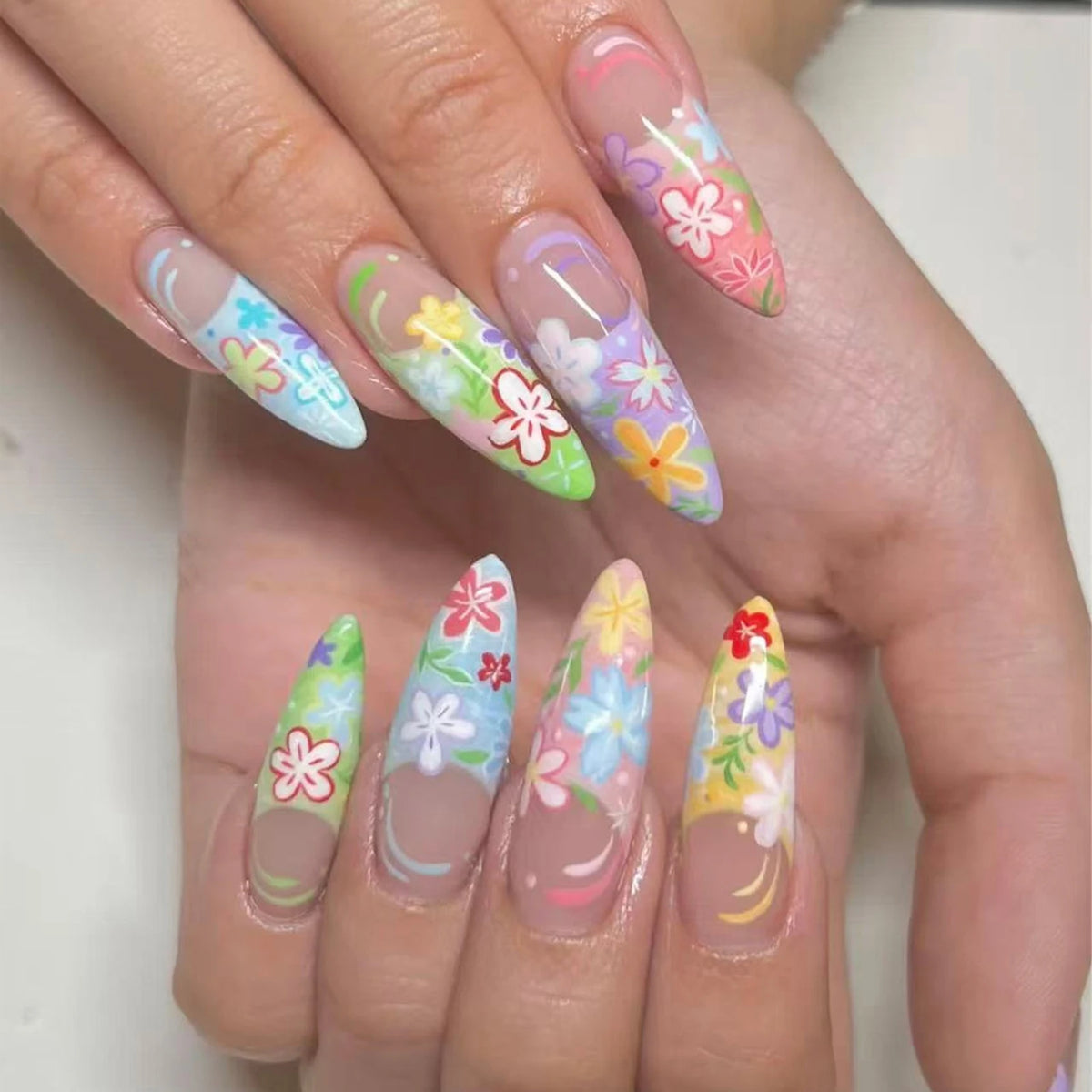 YICKYUE  -  24pcs French Graffiti Flower False Nails Almond Press On Nails Dopamine Nail Tips Women's Party Daily Long Pointed Manicure Art
