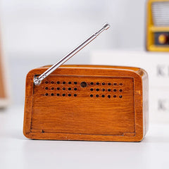 YICKYUE  -  Radio Ashtray Creative Personality Trend Household Living Room Anti-fly Ash Office Anti-smoke Ashtray Ornament
