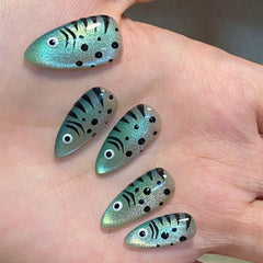 YICKYUE  -  24pcs Halloween Cat Eyes False Nails With Fish Designs Almond Press On Nails Gradient Resin Manicure Nail Art For Daily Wear