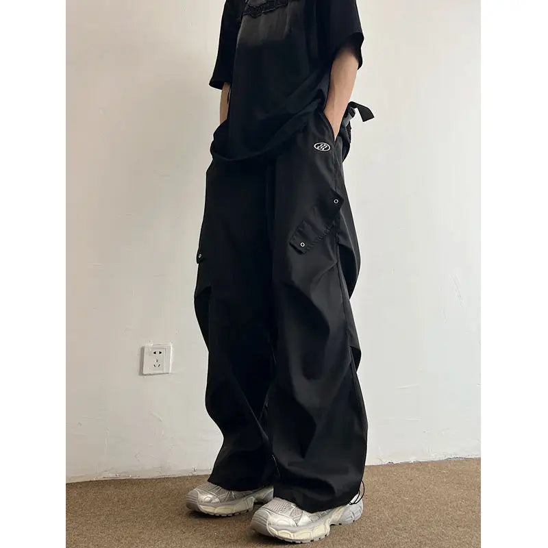 Hearujoy Extra Large Work Pants for Men with a Niche Design Sense Pleated Paratrooper Pants Rugged and Handsome Loose Straight Leg Casual