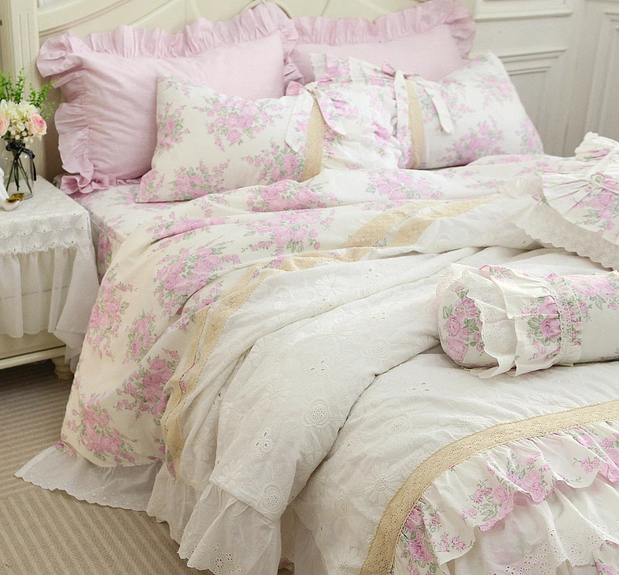YICKYUE  -  Princess Lace Rose Bedding Set Ruffle  Cake Design Heavy Handmade Duvet Cover for King Beddings