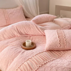 Yickyue luxury Artificial snow Rabbit fleece Winter Spring Bedding Set queen Warm Duvet Cover Set with Sheets high end king size bed set