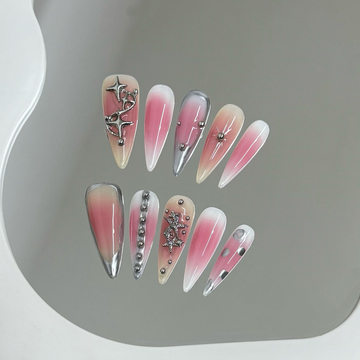 YICKYUE  -  10pcs Handmade Press on Nails Pink Blush 3D Metal Star Decor Fake Nail Tips Reusable Wearable Y2k Long Pointed False Nails
