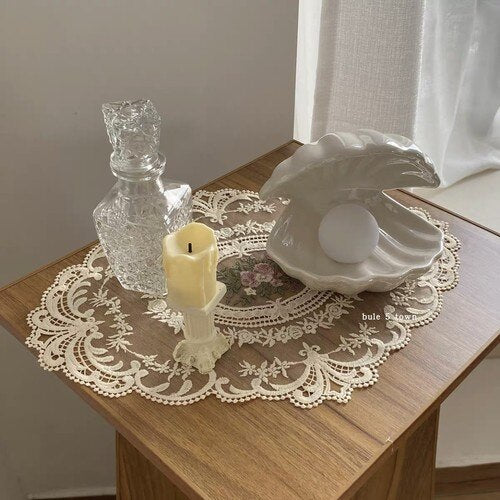 Retro French Lace Table Mat Embroidered Lace Tablecloth Garden European Bedside Table Decorative Rose Meal Mat