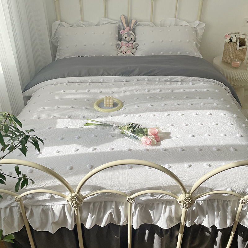 Korean princess style hair ball quilt cover lace four-piece bedding small fresh dormitory bed sheet bed skirt three-piece set