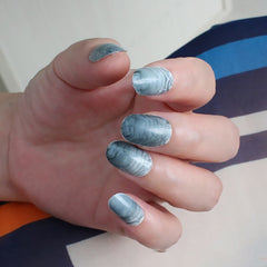 ENDRRFLLA 24pcs Wearing Nail Art Marbling False Nail  White Gray Natural Color Blooming Small Round Head False Nail Patch