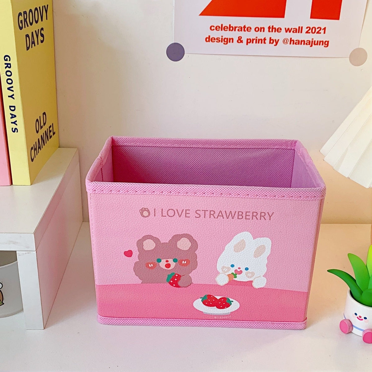 W&G Ins Korean New Soft Cute Bear Desktop Non-woven Decoration Basket Storage Box Office Student Kawaii Debris Basket
