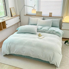 Yickyue New three-dimensional carved milk velvet four piece set, winter thickened and warm flannel bed sheet and quilt cover