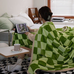 Yickyue Checkered Throw Blanket