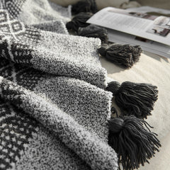Yickyue Super Soft and Comfortable Blanket Office Lunch Sofa Blanket Flannel Bedroom Blanket Solid Color Bedspread Winter Plaid Blanket