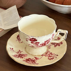 YICKYUE   -  French Red Flower Bone Porcelain Coffee Cup with High Grade Retro Flower British Afternoon Tea Cup Plate Gift