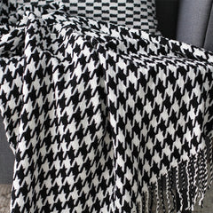 Fluffy Plaid Blanket Houndstooth Throw Blanket Tassel Bedspread Bed Cover Blanket Nordic Style Black and White Plush Blanket