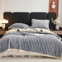 Yickyue Luxury Soft Blanket Thicken Rabbit Plush Warm Blankets for Adults Kids Sofa Bed Cover Wool Fleece Winter Throw Bedspread for Bed