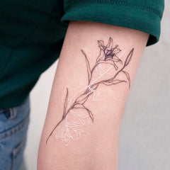 Waterproof Temporary Tattoo Sticker New Craft Black and White Line Flower Tattoo Flash Tattoo Arm Female